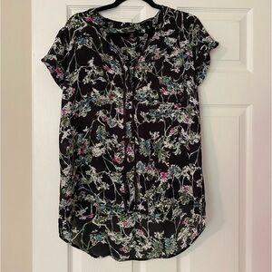 Simply Vera Vera Wang Short Sleeve Button Down Top Size M